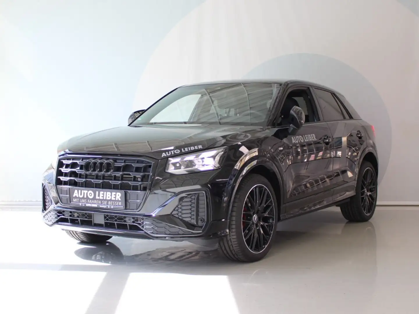 Audi Q2 35 TFSI S line LM19/Matrix/ACC Sportpaket Navi Zwart - 2