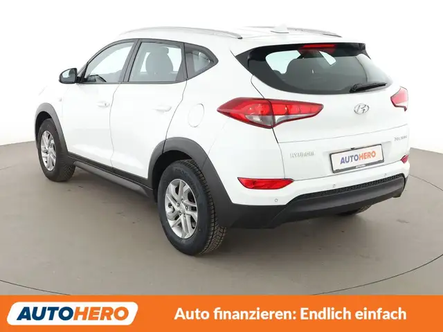 Hyundai Tucson view 4