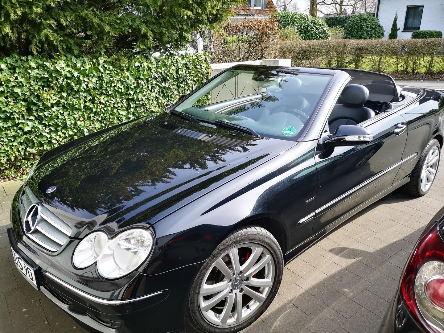 Mercedes-Benz CLK 200 CLK+Cabrio+200+Kompressor+Automatik+Elegance Чёрный - 1
