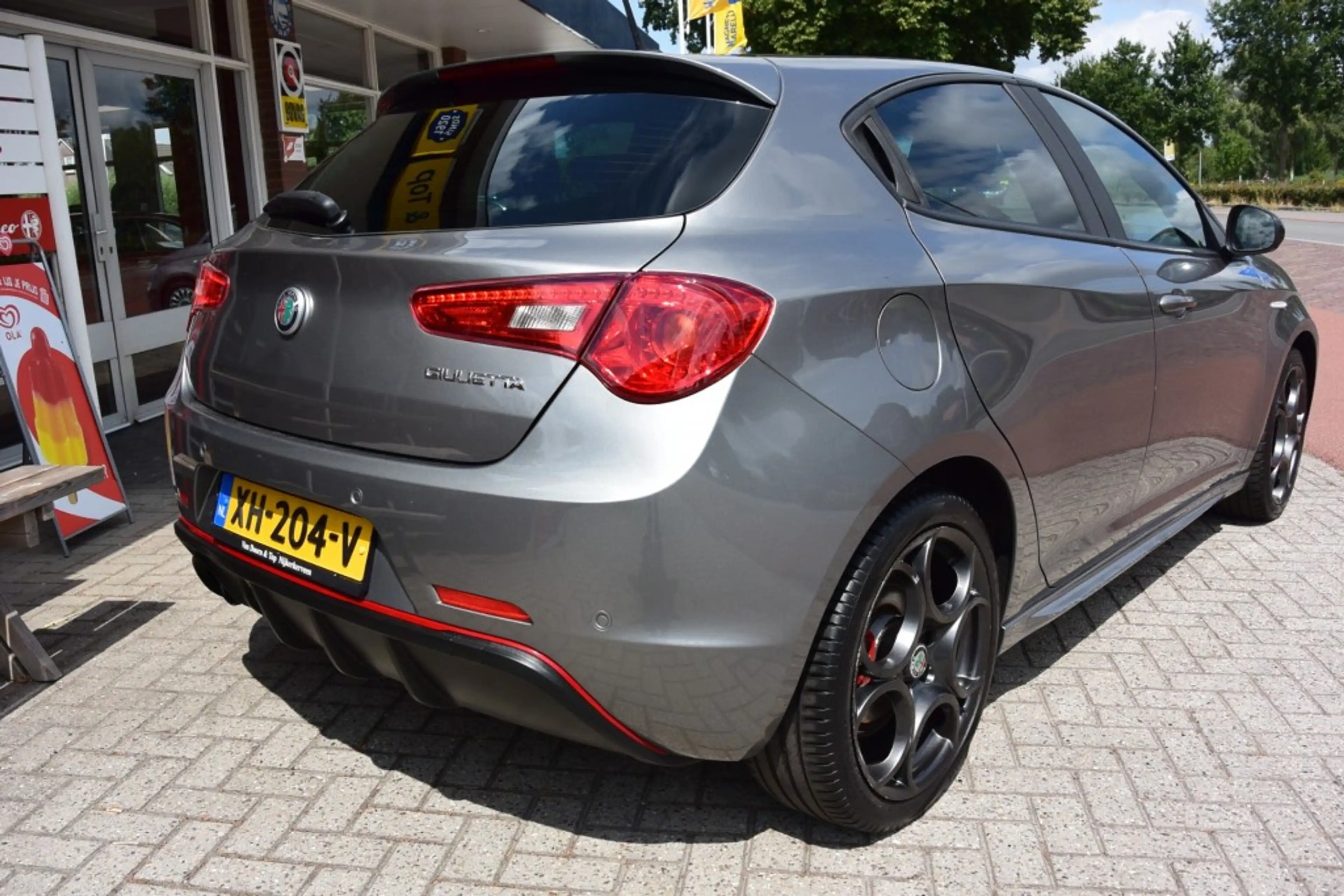Alfa Romeo Giulietta 1.4 T M.AIR BUS. SUP / Parkcontrol / Leder / — photo 4