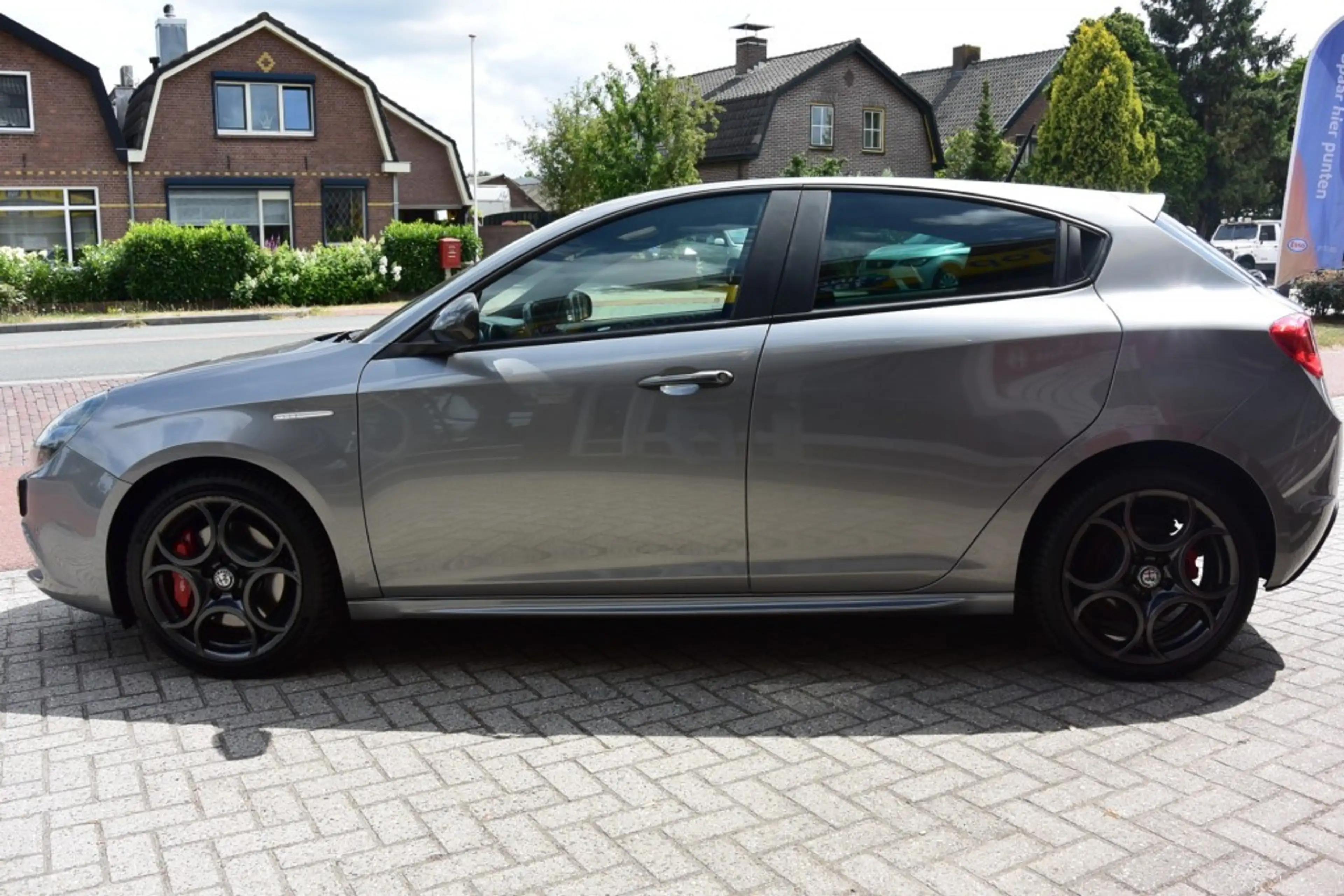 Alfa Romeo Giulietta 1.4 T M.AIR BUS. SUP / Parkcontrol / Leder / — photo 6