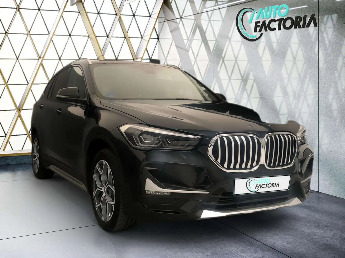 BMW X1 -53% 25E HYB 220cv BVA 4x4 X LINE +T.PANO+GPS+Opts Noir - 2