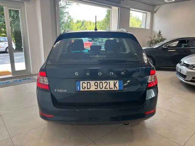 Skoda Fabia view 5