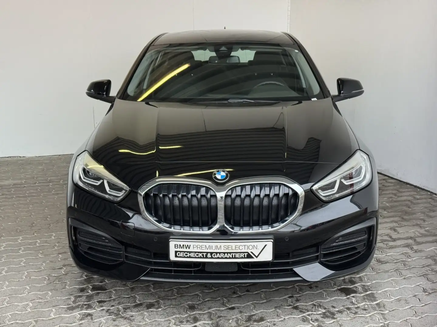 BMW 116 i 5-trg.(F40) Advantage LiveCock.LED.PDC.SHZ. Schwarz - 1