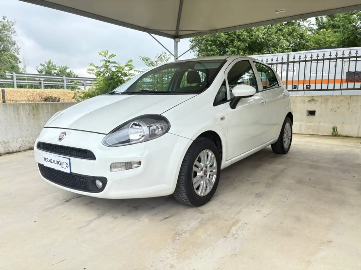 Fiat Punto 1.4 8V 5 porte Easypower Lounge Bianco - 1