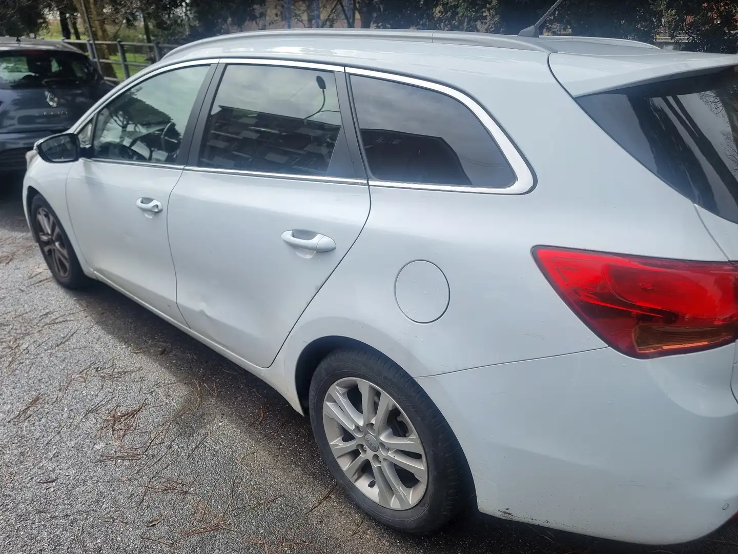 Kia Ceed / cee'd SW 1.6 crdi Cool 110cv auto - 1