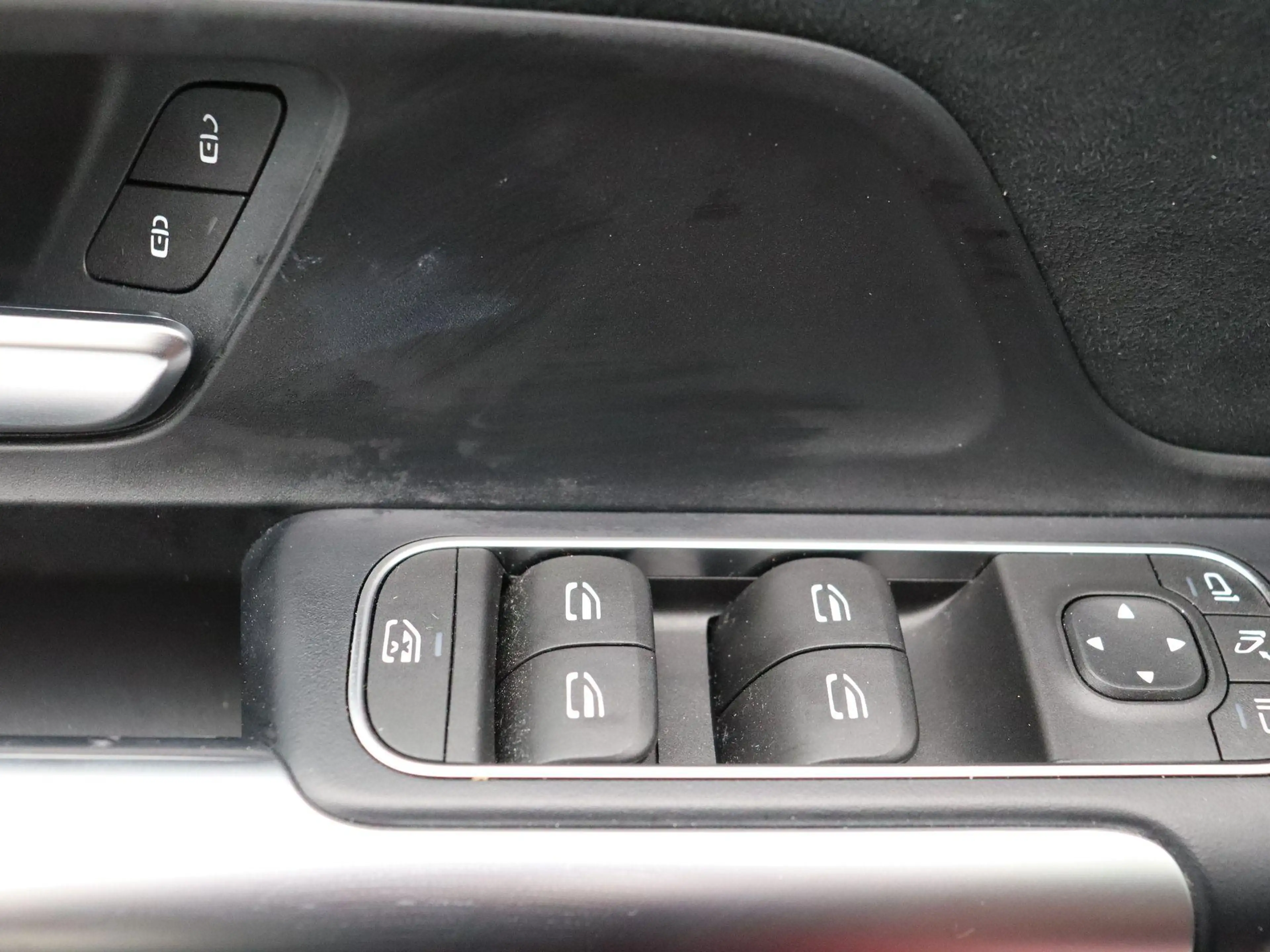 Mercedes-Benz B 250 e AMG Line + PANO DAK + MULTIBEAM + CARPLAY + — photo 9