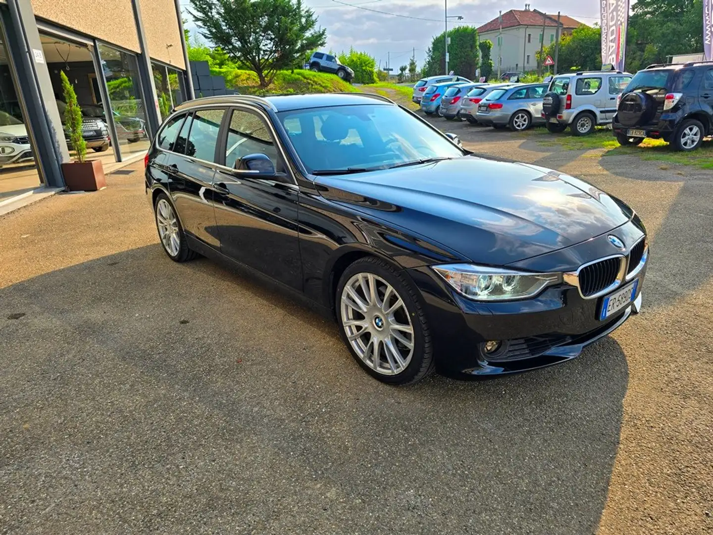 BMW 325 325d TOURING 218CV LUXURY IN PERFEZIONE ASSOLUTA Nero - 2