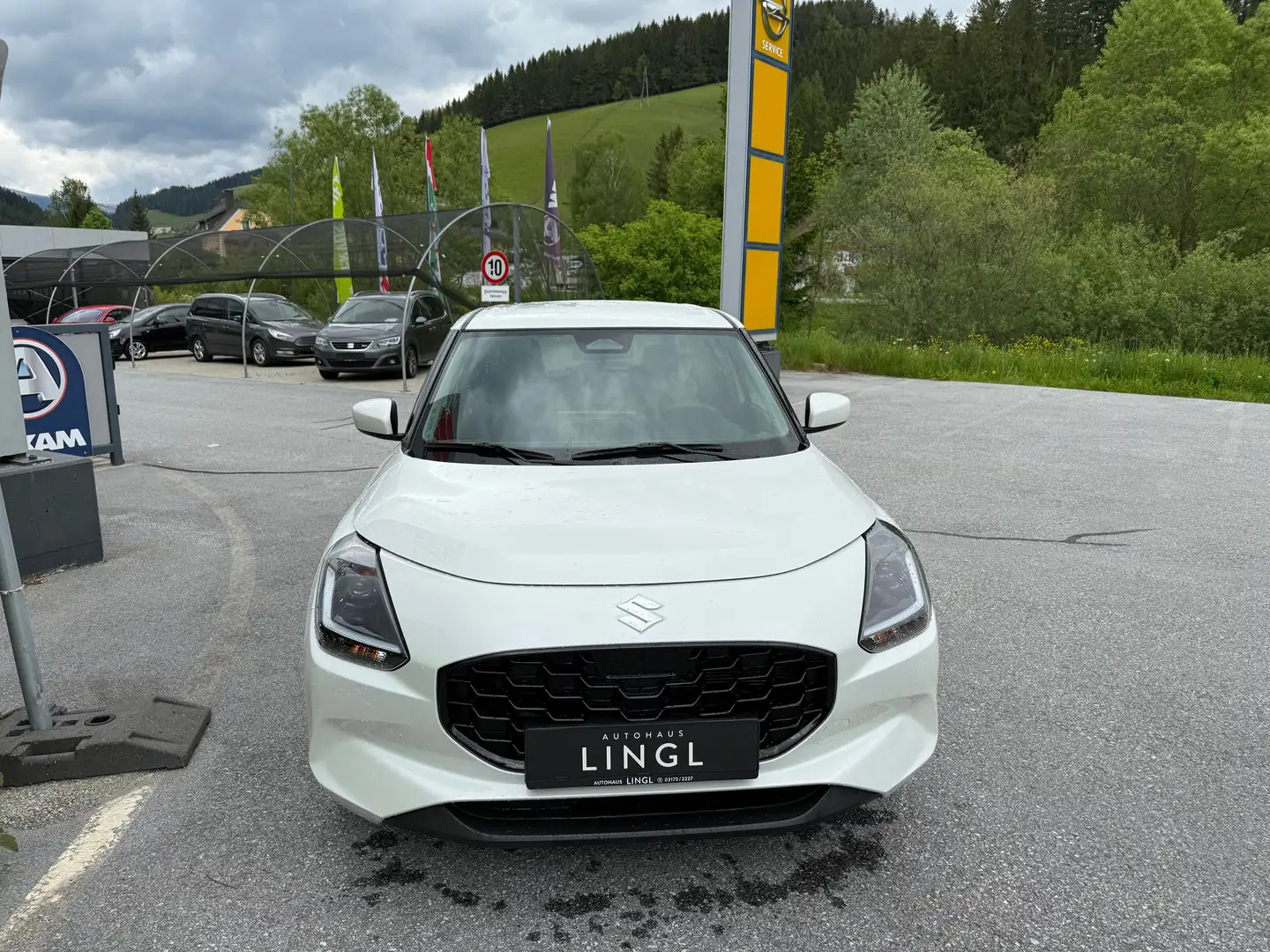 Suzuki Swift 1,2 Hybrid Shine CVT Aut. Blanco - 2