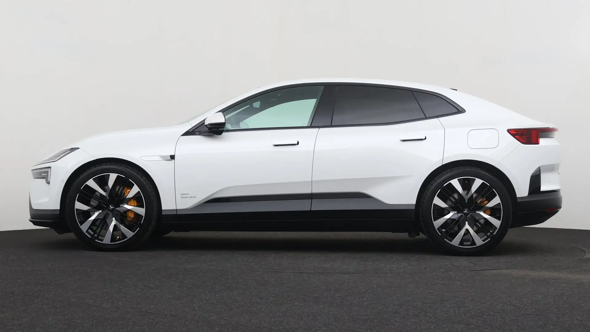 Polestar 4 100 kWh Long Range Dual Motor MY25 Performance Fehér - 2