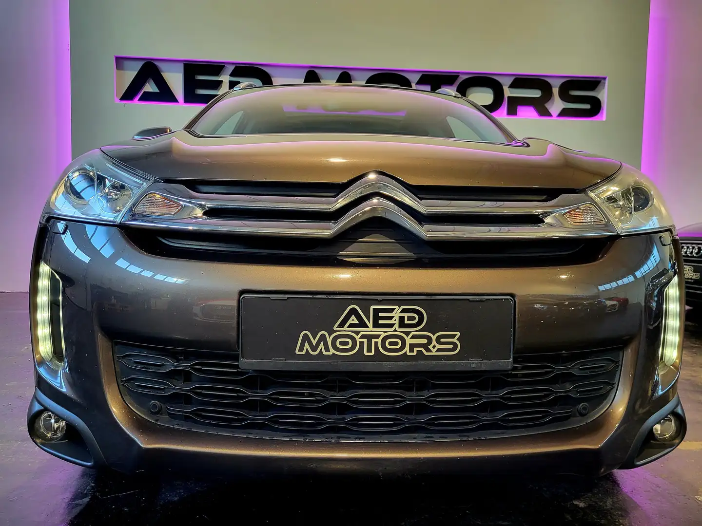 Citroen C4 Aircross Exclusive 4WD Panno AHK Braun - 2
