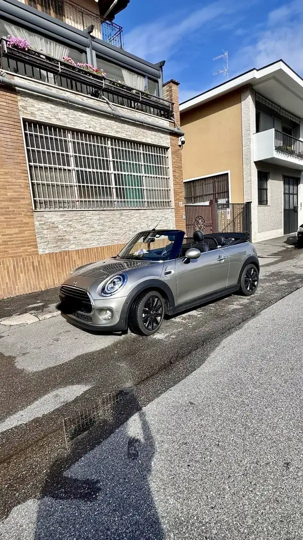 MINI Cooper D Cabrio british - 2