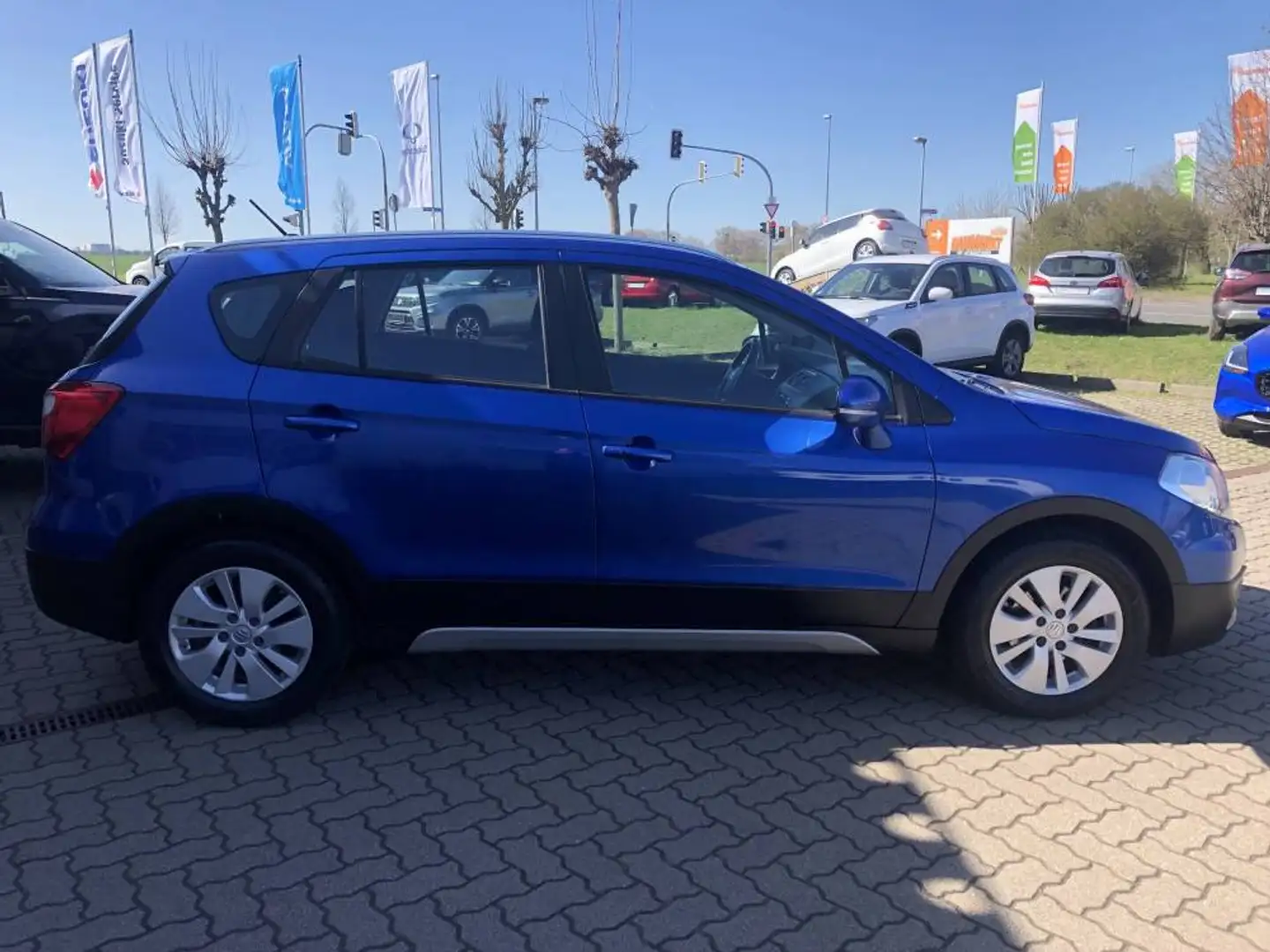 Suzuki SX4 S-Cross 1.6 Comfort 4x2 Azul - 2
