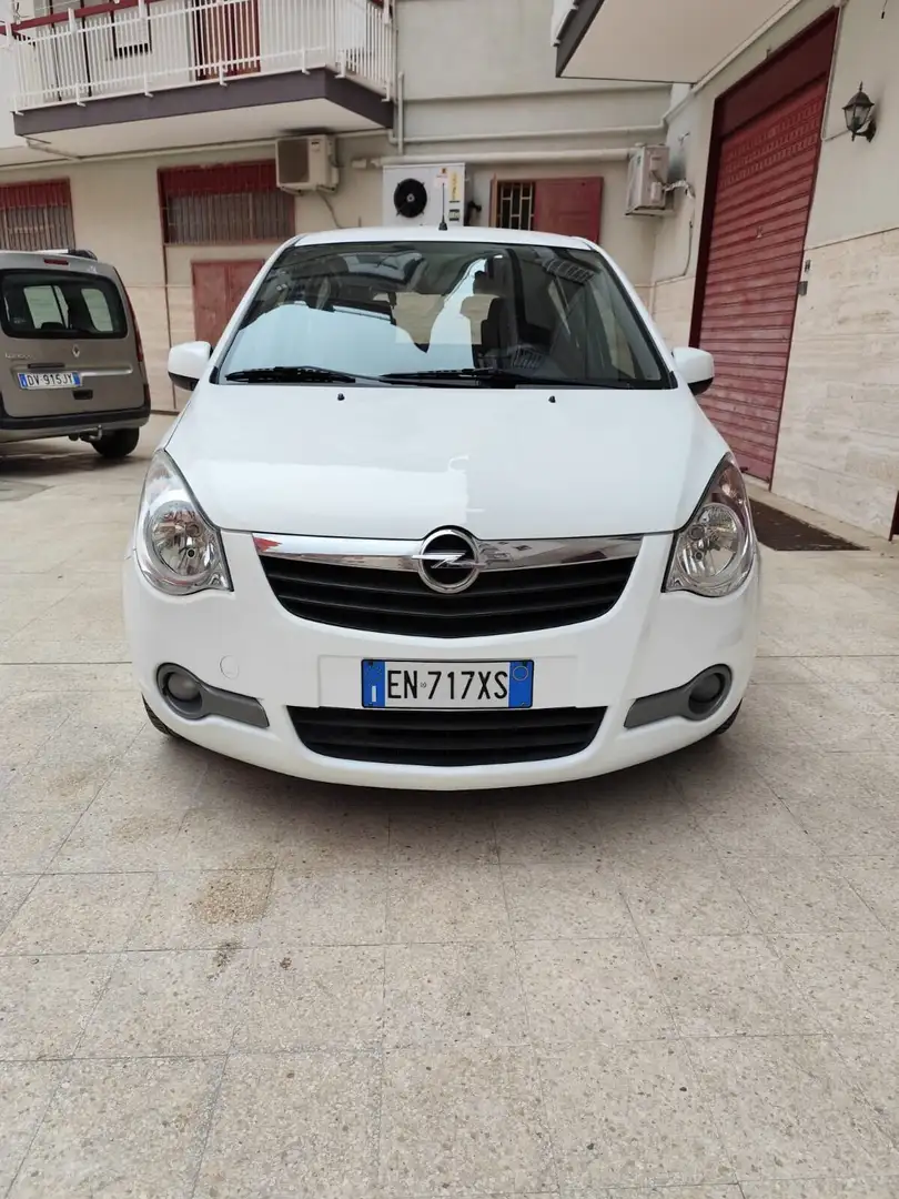 Opel Agila Agila 1.0 12V 68CV Start&Stop Enjoy Bianco - 2