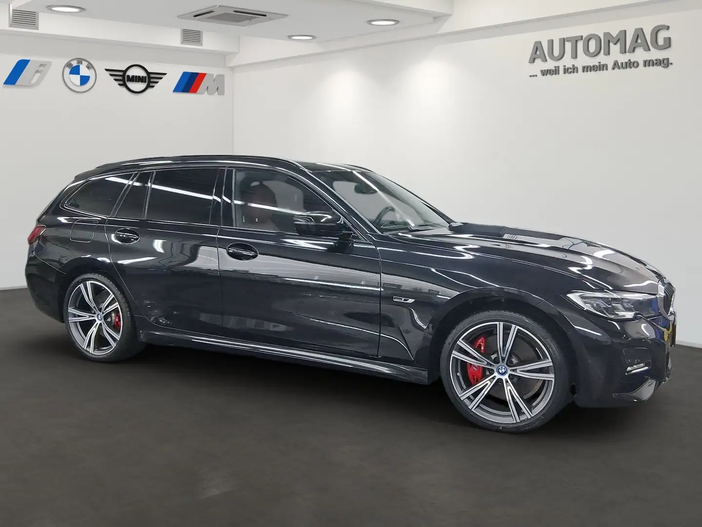 BMW 330 e xDrive Touring Navi*LED*Aut.*Parkassist*DAB*Unfa Schwarz - 2