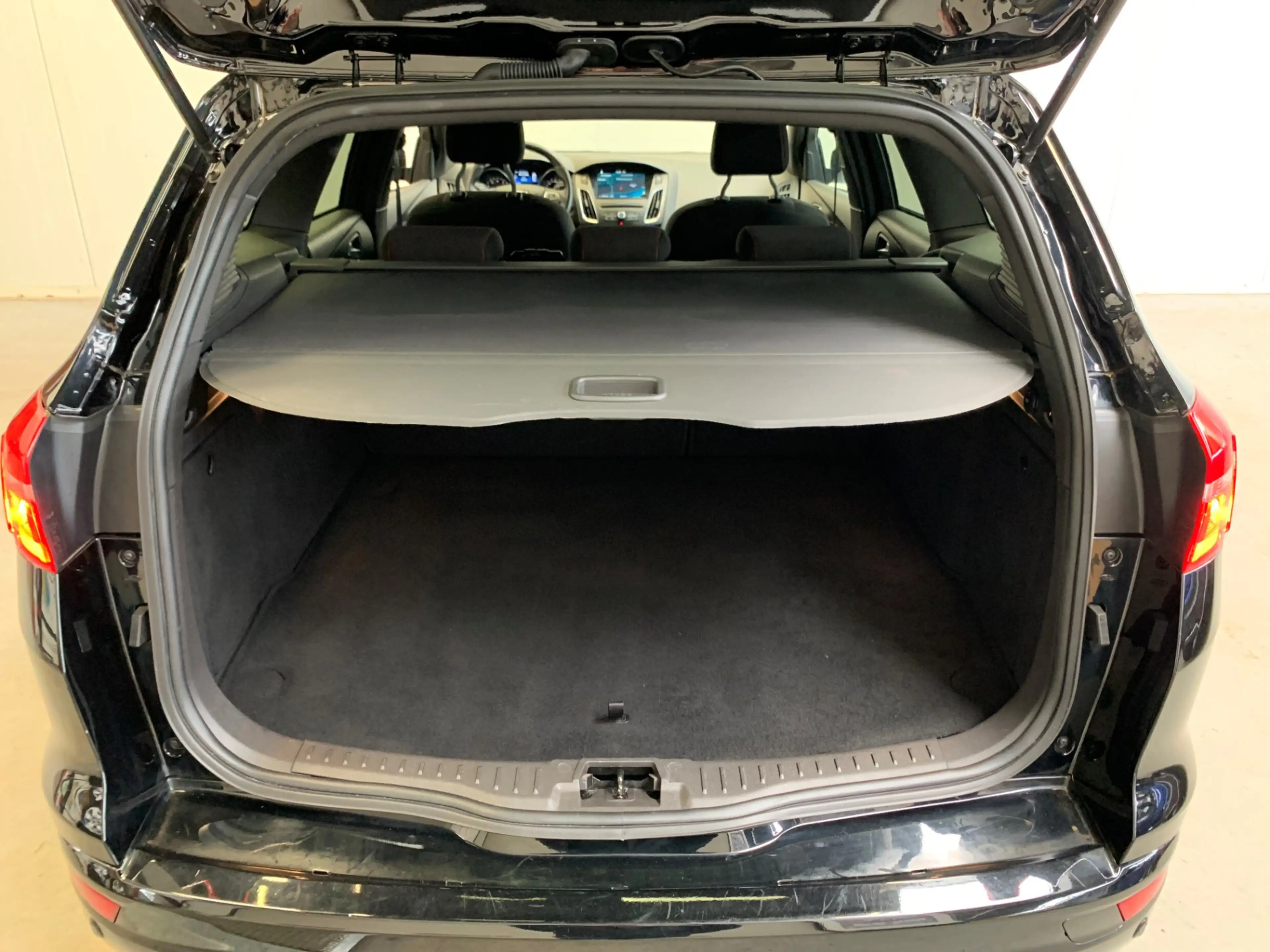 Ford Focus Wagon 1.0 ST-Line NAVIGATIE-AIRCO/ECC-PARC.FUNCTIE — photo 50