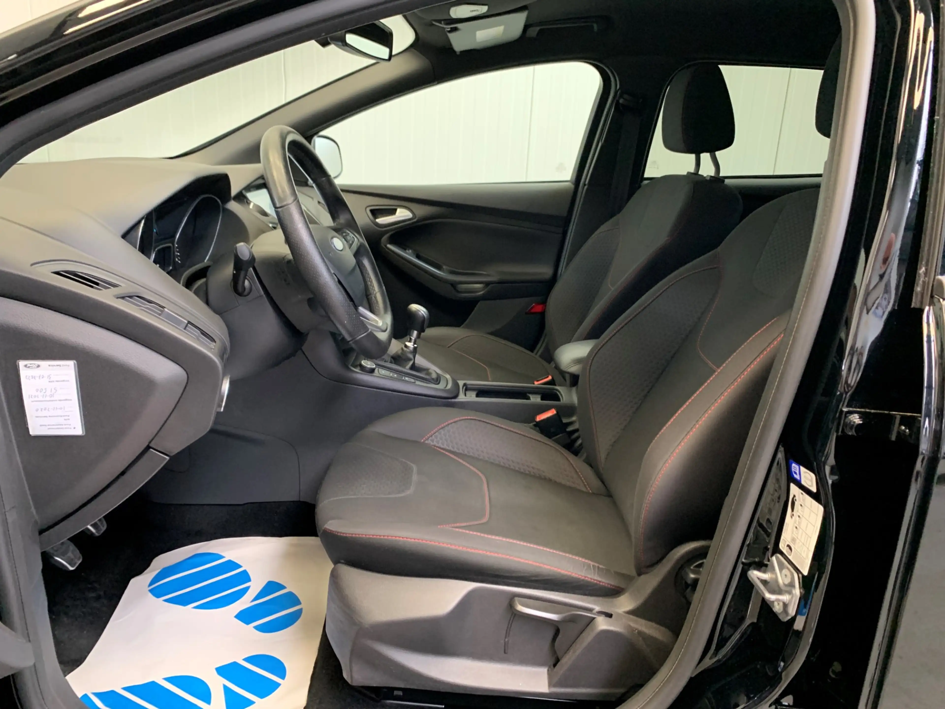 Ford Focus Wagon 1.0 ST-Line NAVIGATIE-AIRCO/ECC-PARC.FUNCTIE — photo 3