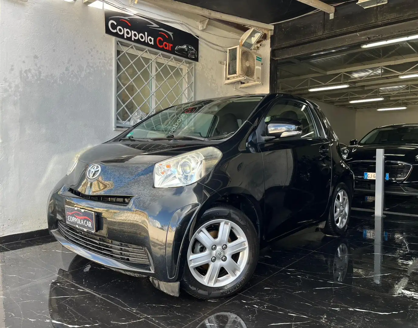 Toyota iQ 1.0 - 1
