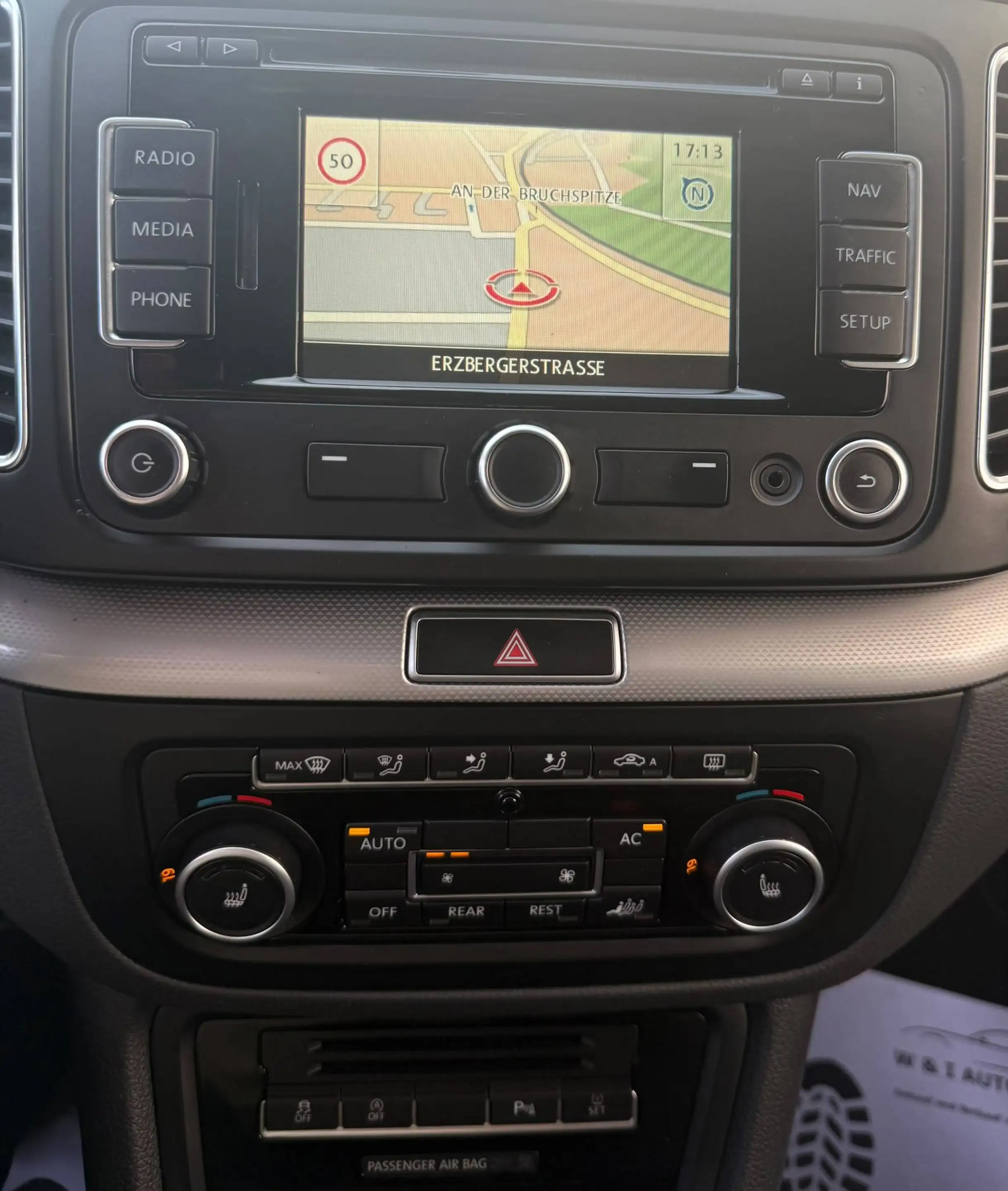 Volkswagen Sharan Comfortline *1.4TSI*7SITZER*EINPARKHILFE*TEMPOMAT*NAVI*REGENSENSOR*SPORTSITZE*SITZHEIZUNG* — photo 11