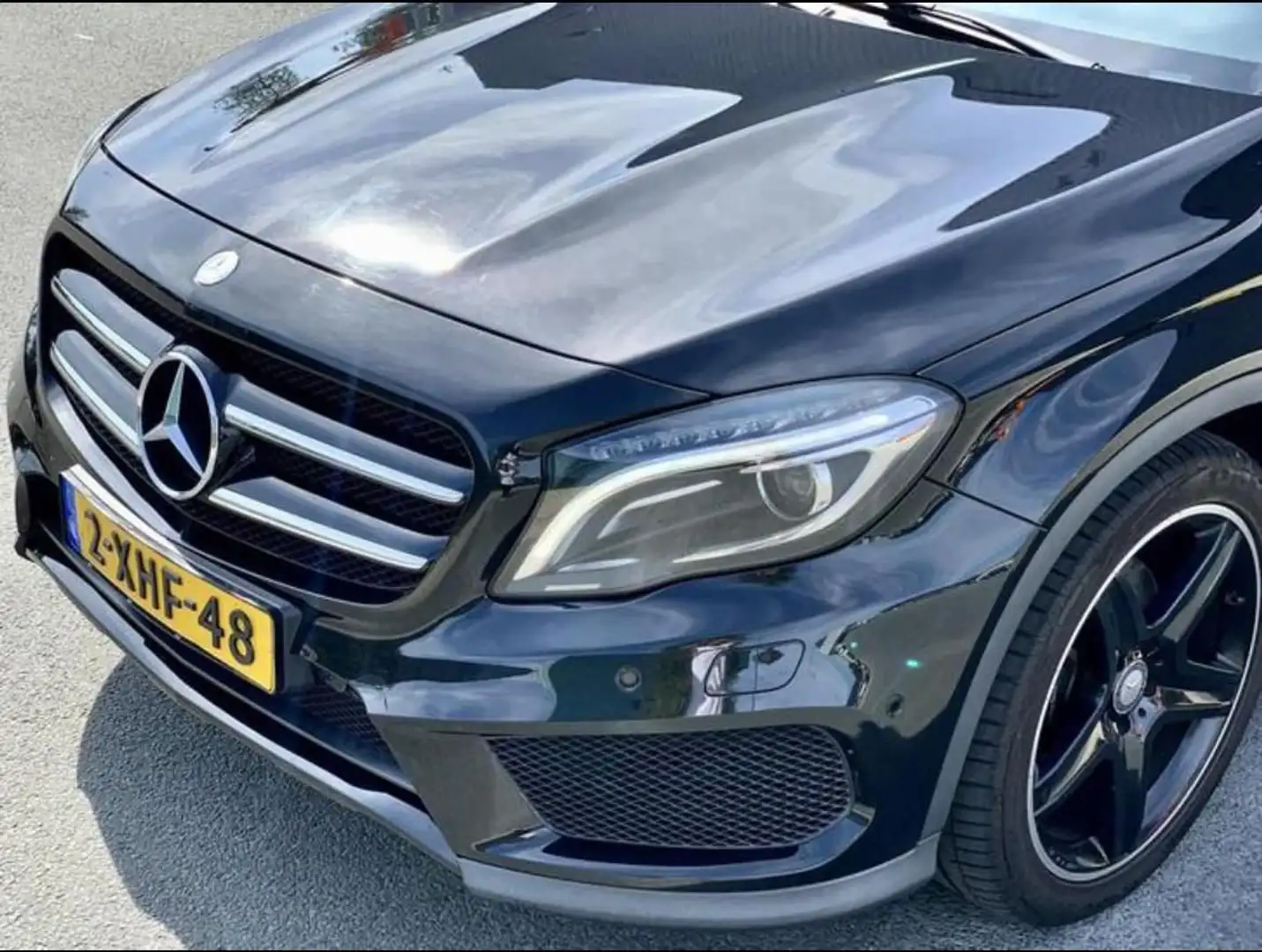 Mercedes-Benz GLA 250 Ambition Černá - 2