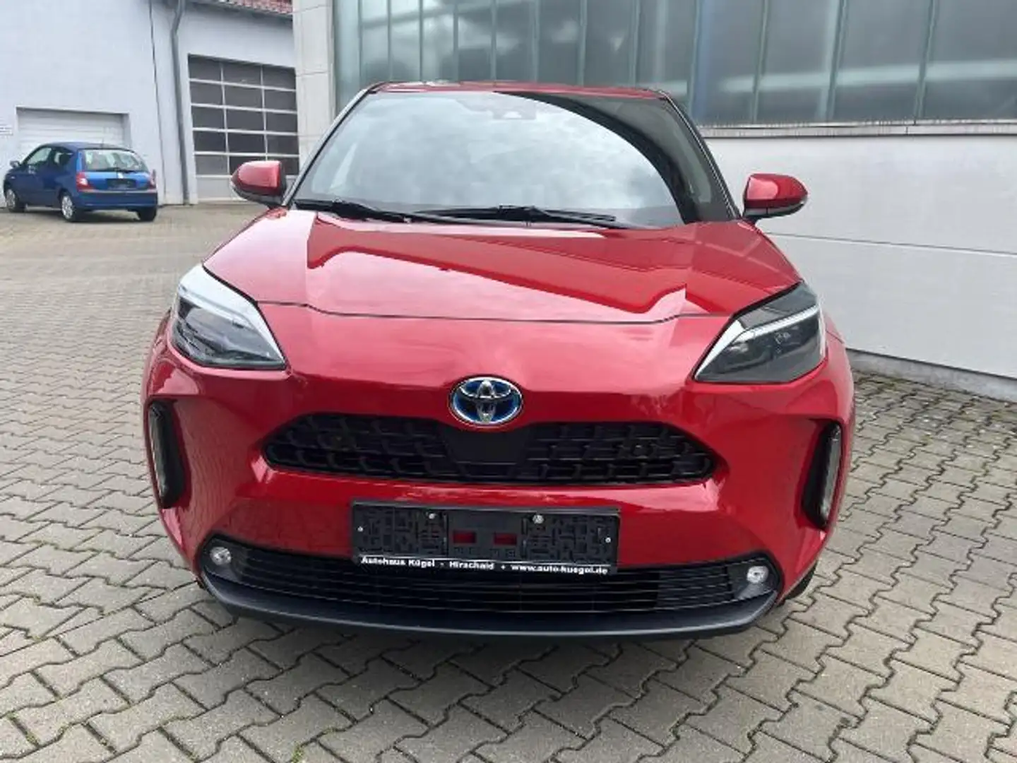 Toyota Yaris Cross 1.5 VVT-iE Hybrid Team D AWD - Navi - ACC - WKR Rood - 2