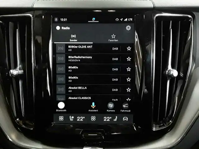 Volvo XC60 view 12