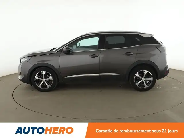 Peugeot 3008 view 3