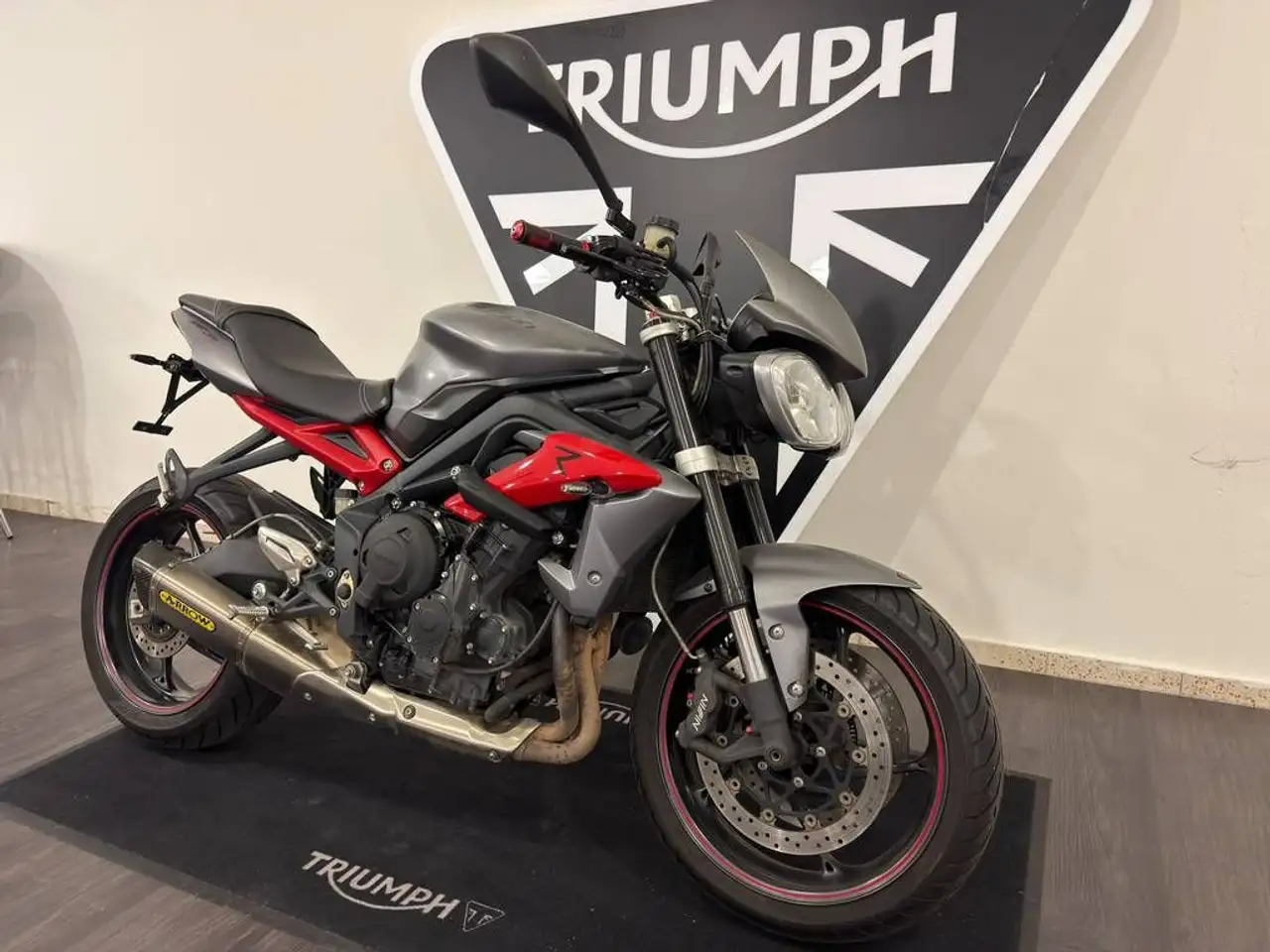 Triumph Street Triple R