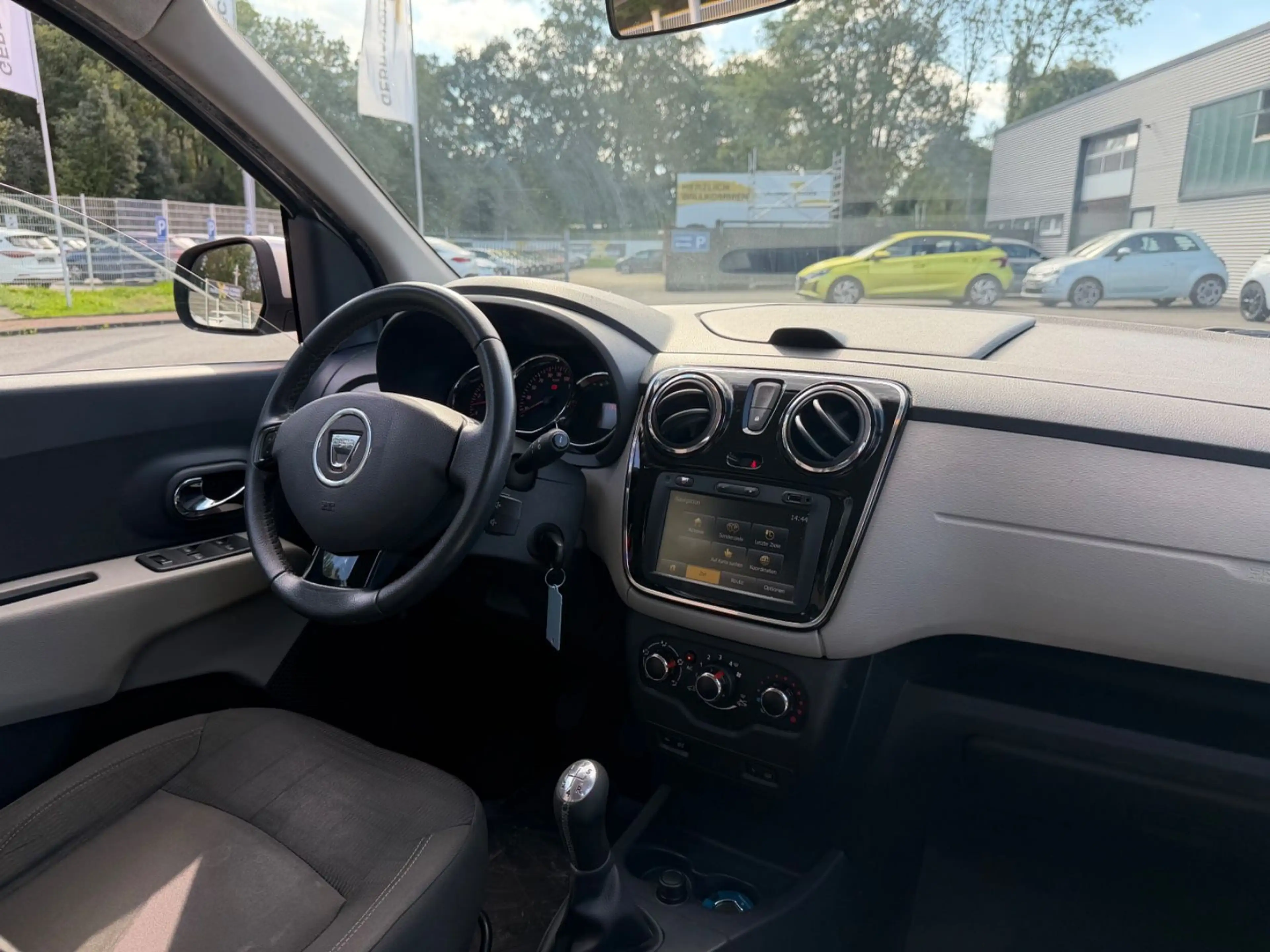 Dacia Lodgy LODGY/PRESTIGE/2.HAND/NAVI/KLIMA/ALU/SHZ/SERV.-N — photo 13