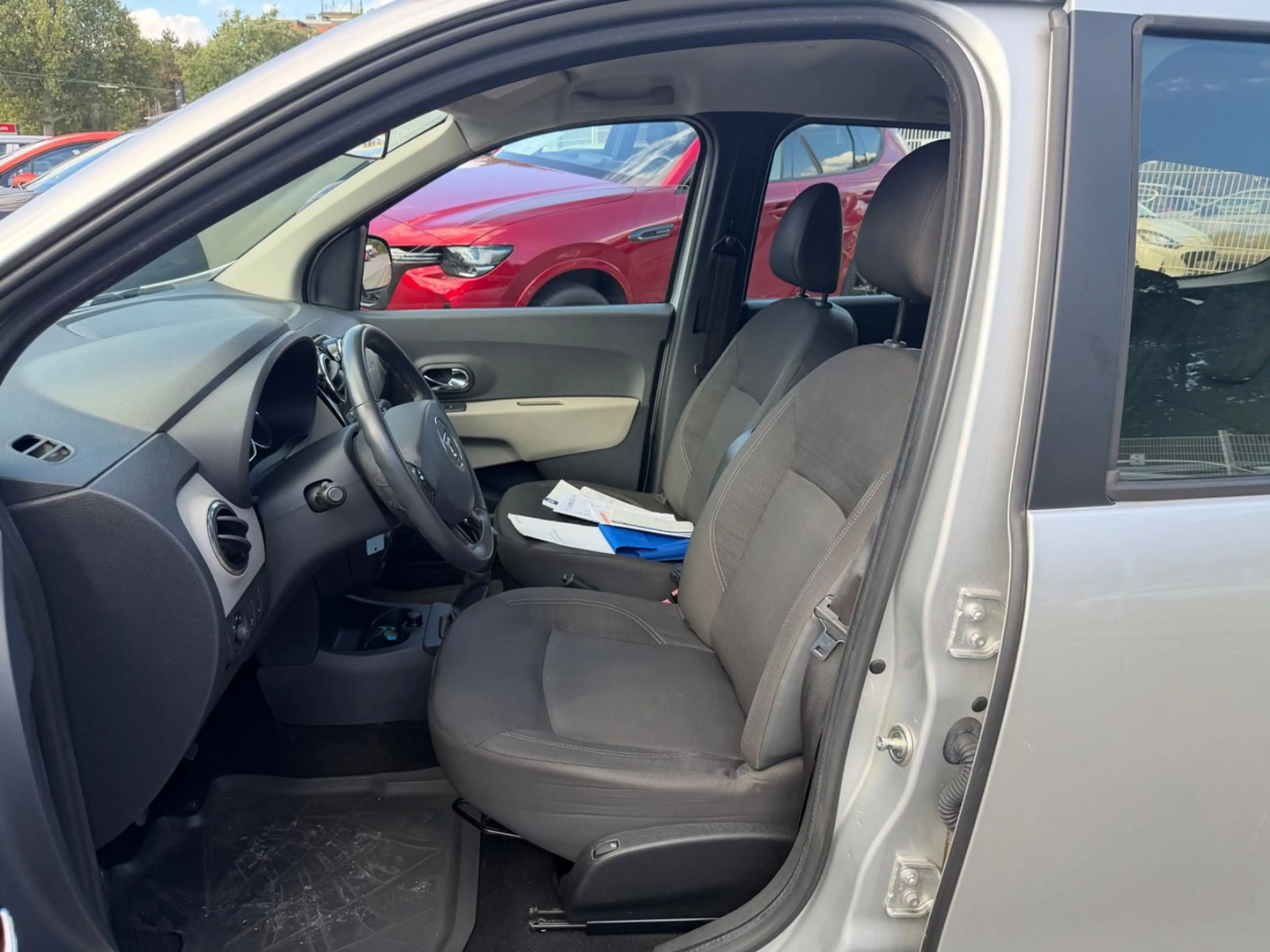 Dacia Lodgy LODGY/PRESTIGE/2.HAND/NAVI/KLIMA/ALU/SHZ/SERV.-N — photo 10