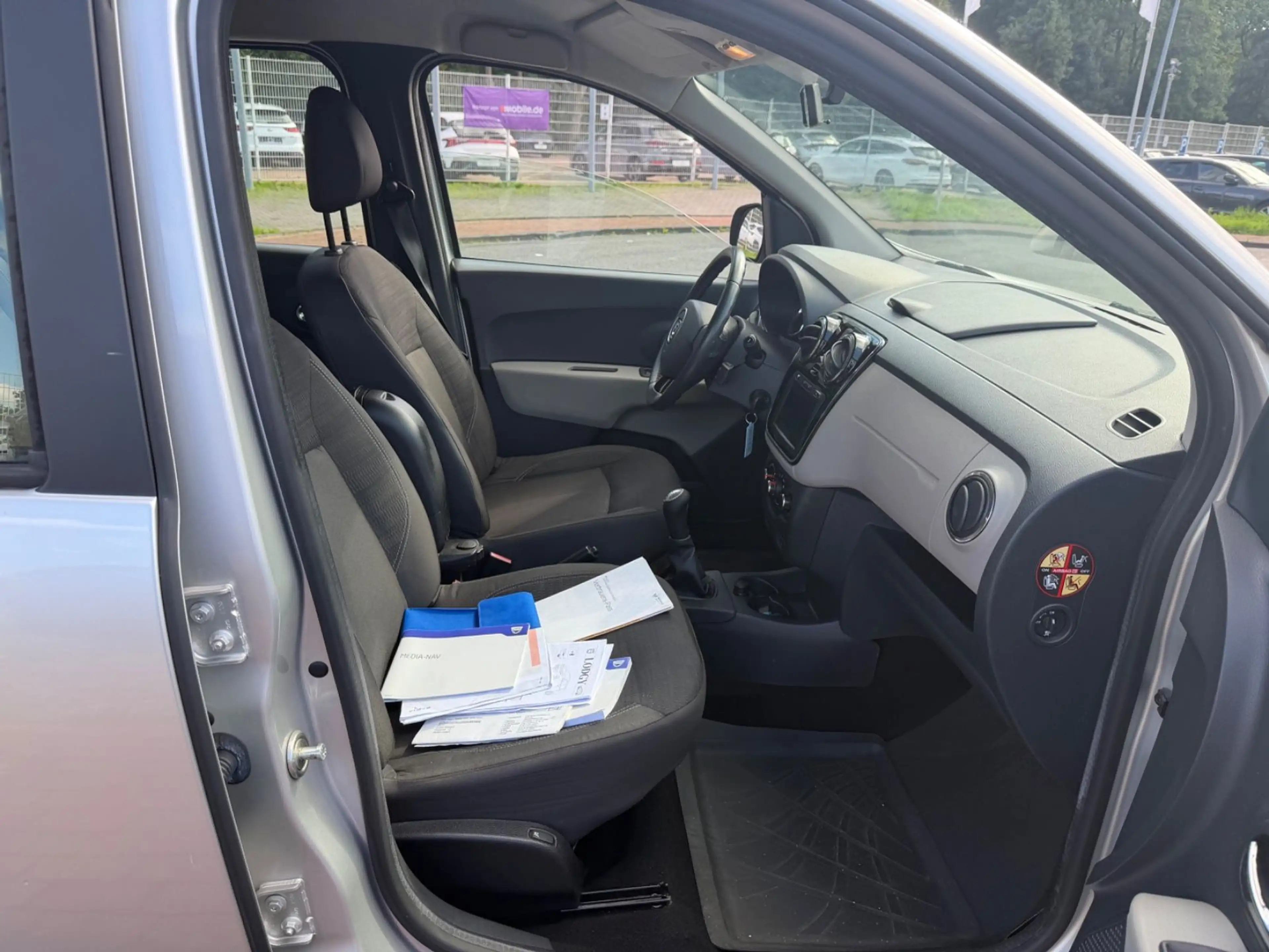 Dacia Lodgy LODGY/PRESTIGE/2.HAND/NAVI/KLIMA/ALU/SHZ/SERV.-N — photo 12
