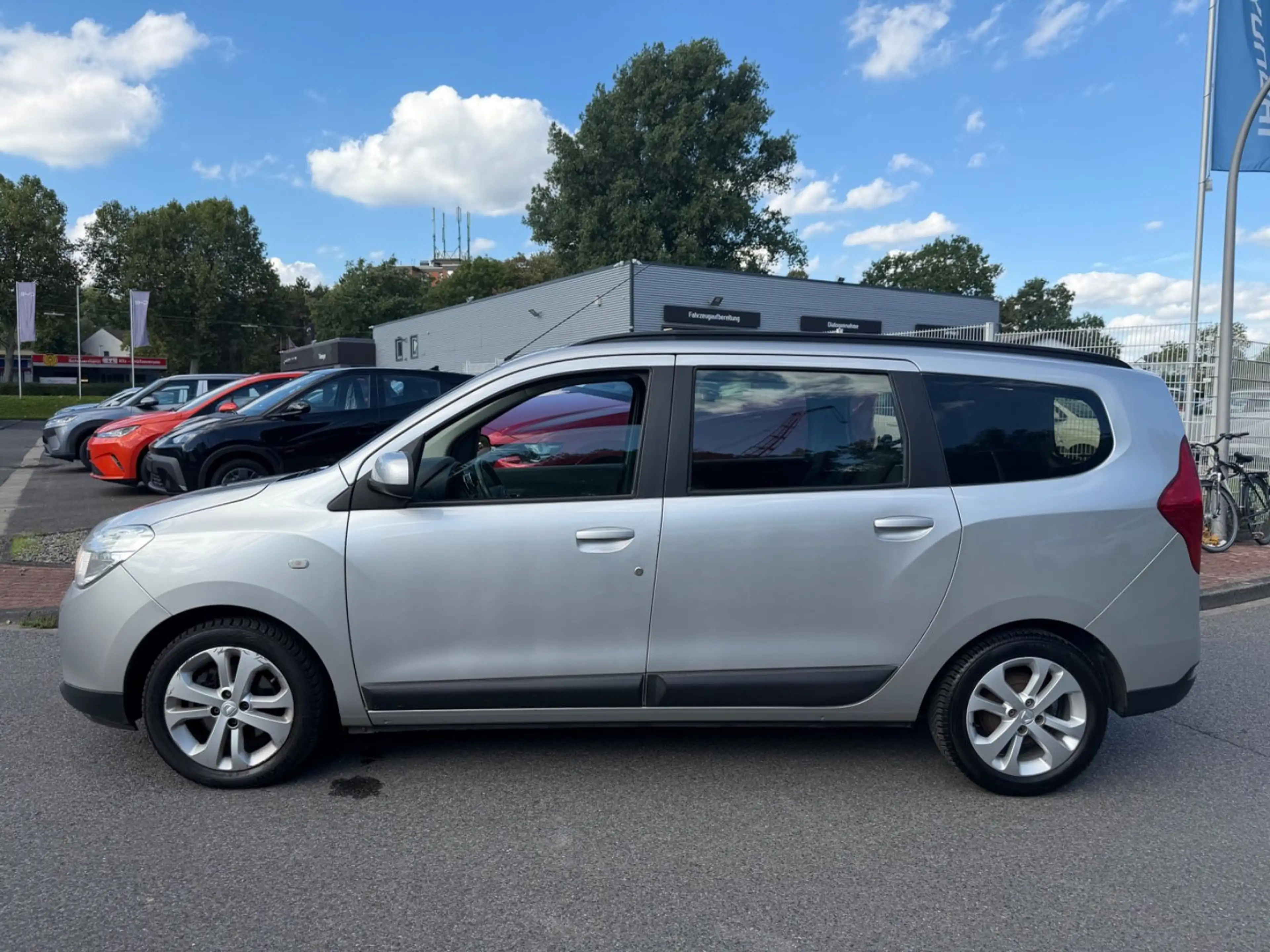Dacia Lodgy LODGY/PRESTIGE/2.HAND/NAVI/KLIMA/ALU/SHZ/SERV.-N — photo 8