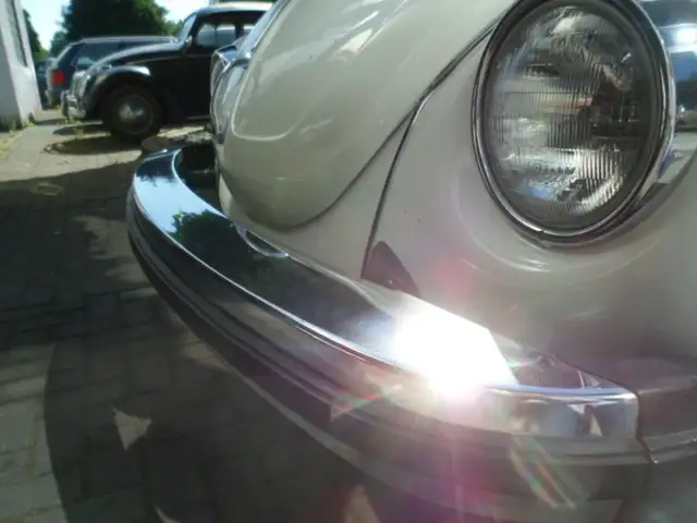Volkswagen 1303 Cabriolet view 11