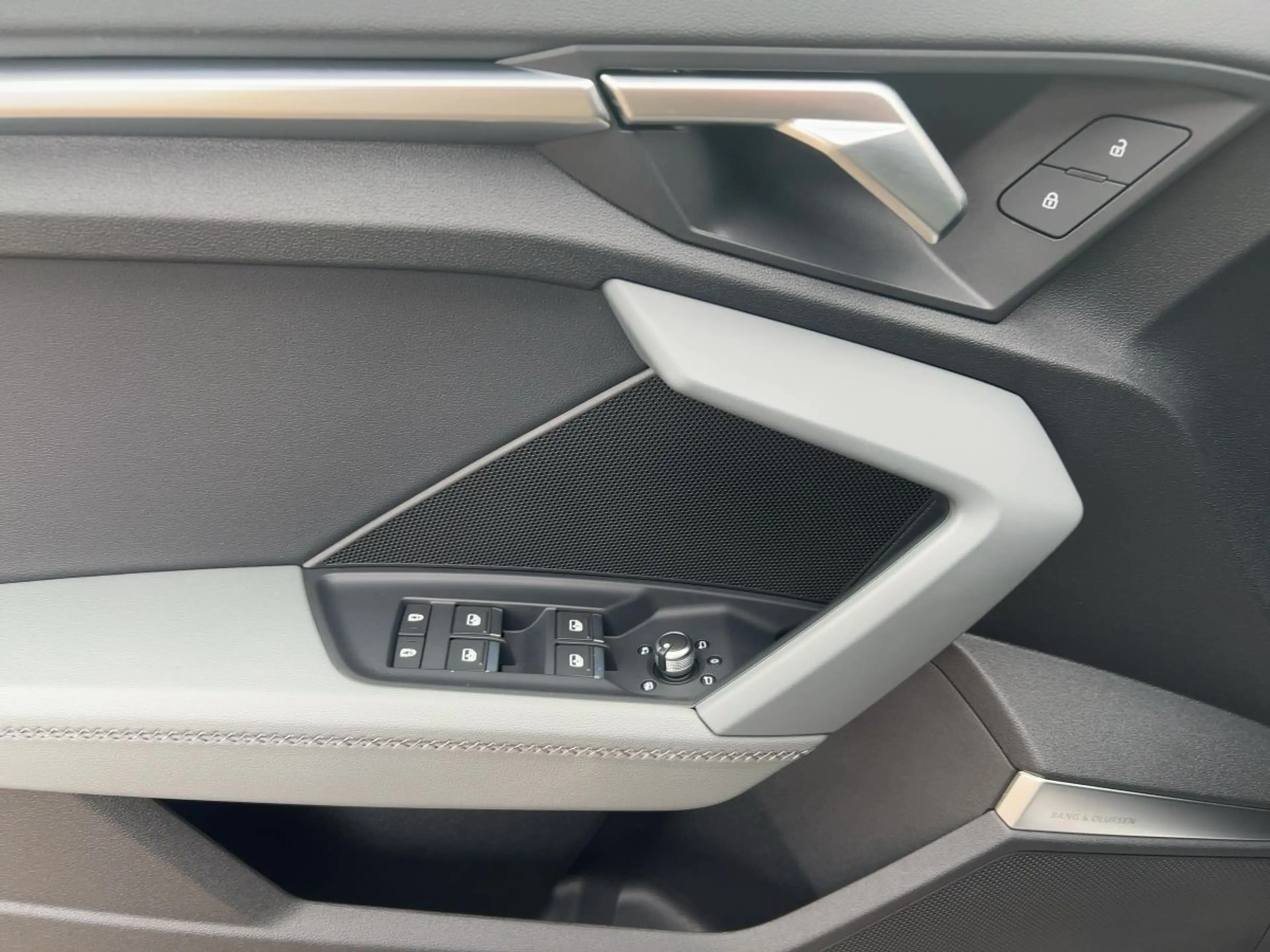 Audi S3 TFSI quattro S tronic Matrix Pano K — photo 13