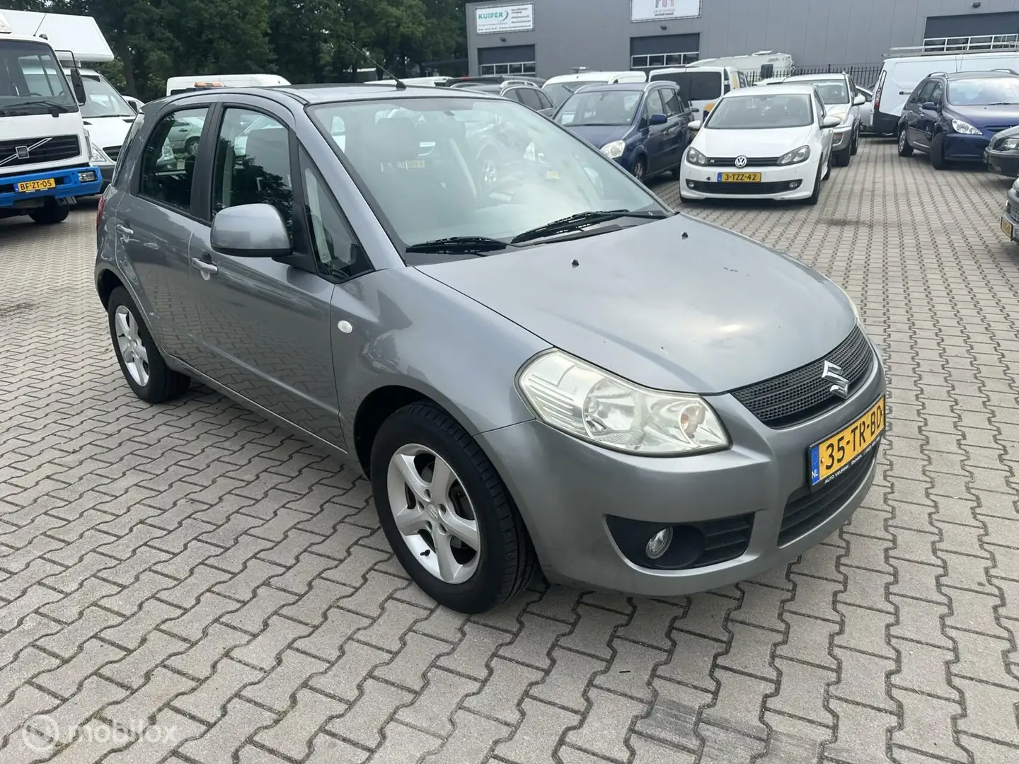 Suzuki SX4 1.6 Exclusive Grijs - 2