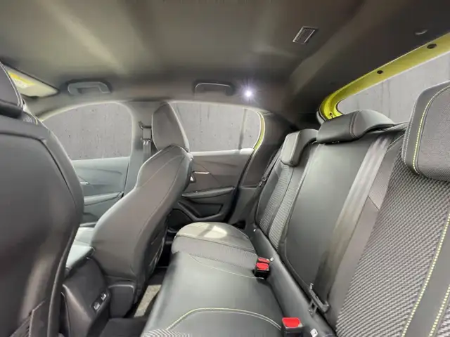 Peugeot 208 view 8
