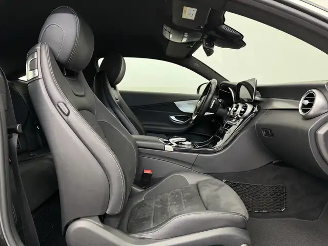 Mercedes-Benz 300 view 14