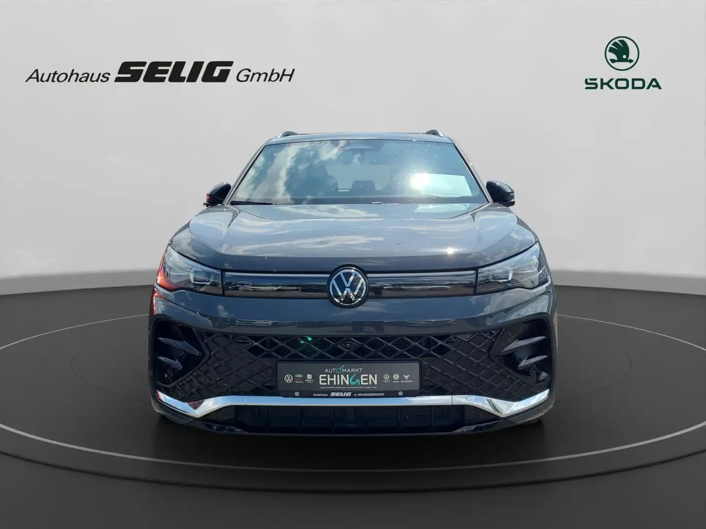 Volkswagen Tiguan R-Line 2,0l TDI 4MOTION 142 KW 7-Gang DSG Grigio - 2