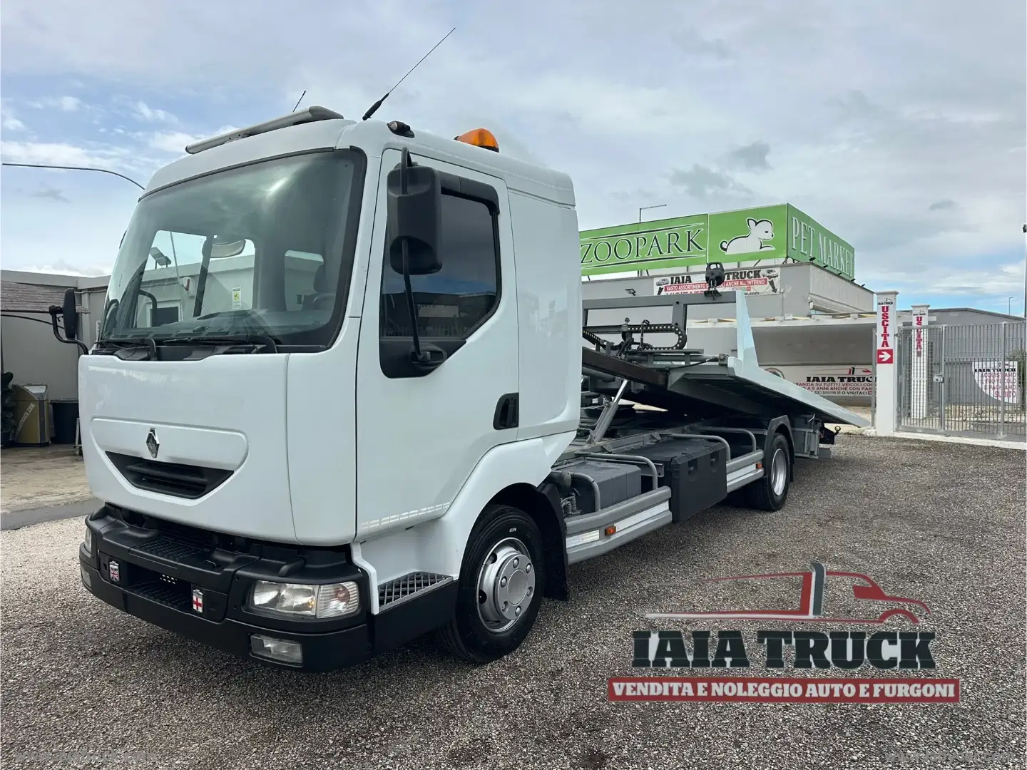 Renault Mascott MIDLUM CARROATTREZZI SCARRABILE CON RADIOCOMANDO P - 1