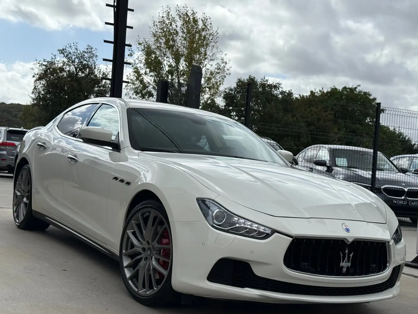 Maserati Ghibli 3.0 D V6 275CV - JA21″ - KEYLESS - NAVI - CAM Wit - 2