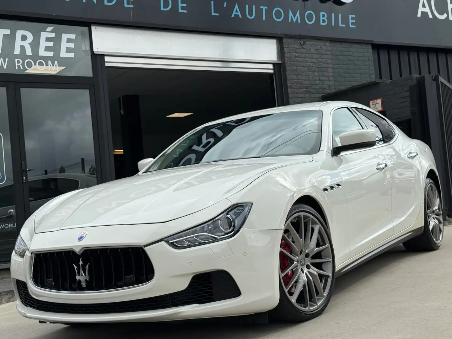 Maserati Ghibli 3.0 D V6 275CV - JA21″ - KEYLESS - NAVI - CAM Wit - 1