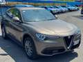 Alfa Romeo Stelvio 2.2 t Executive Q4 210cv auto my19 Bronzo - thumbnail 4