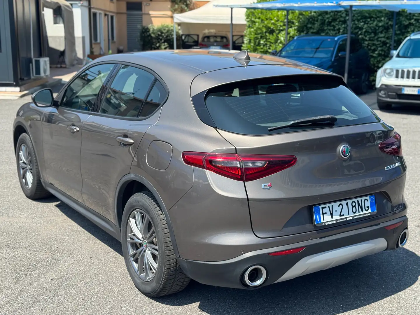 Alfa Romeo Stelvio 2.2 t Executive Q4 210cv auto my19 Bronzo - 2