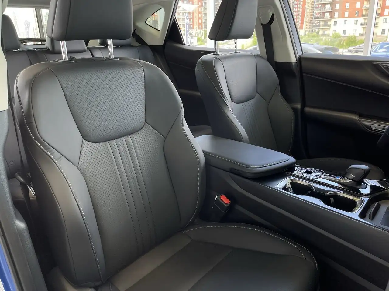 Lexus NX fotografie Lexus NX