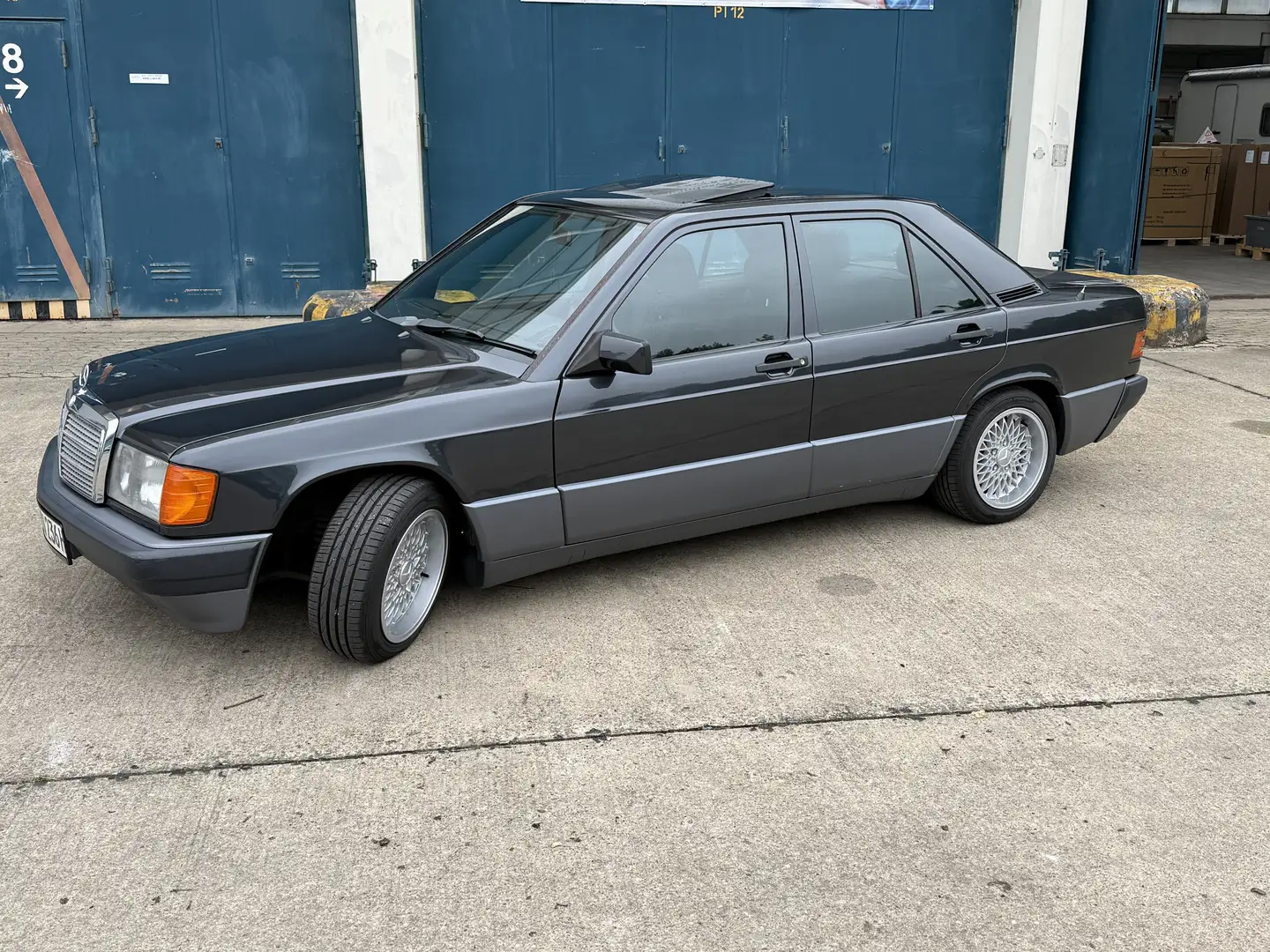 Mercedes-Benz 190 E 2.6 - 2