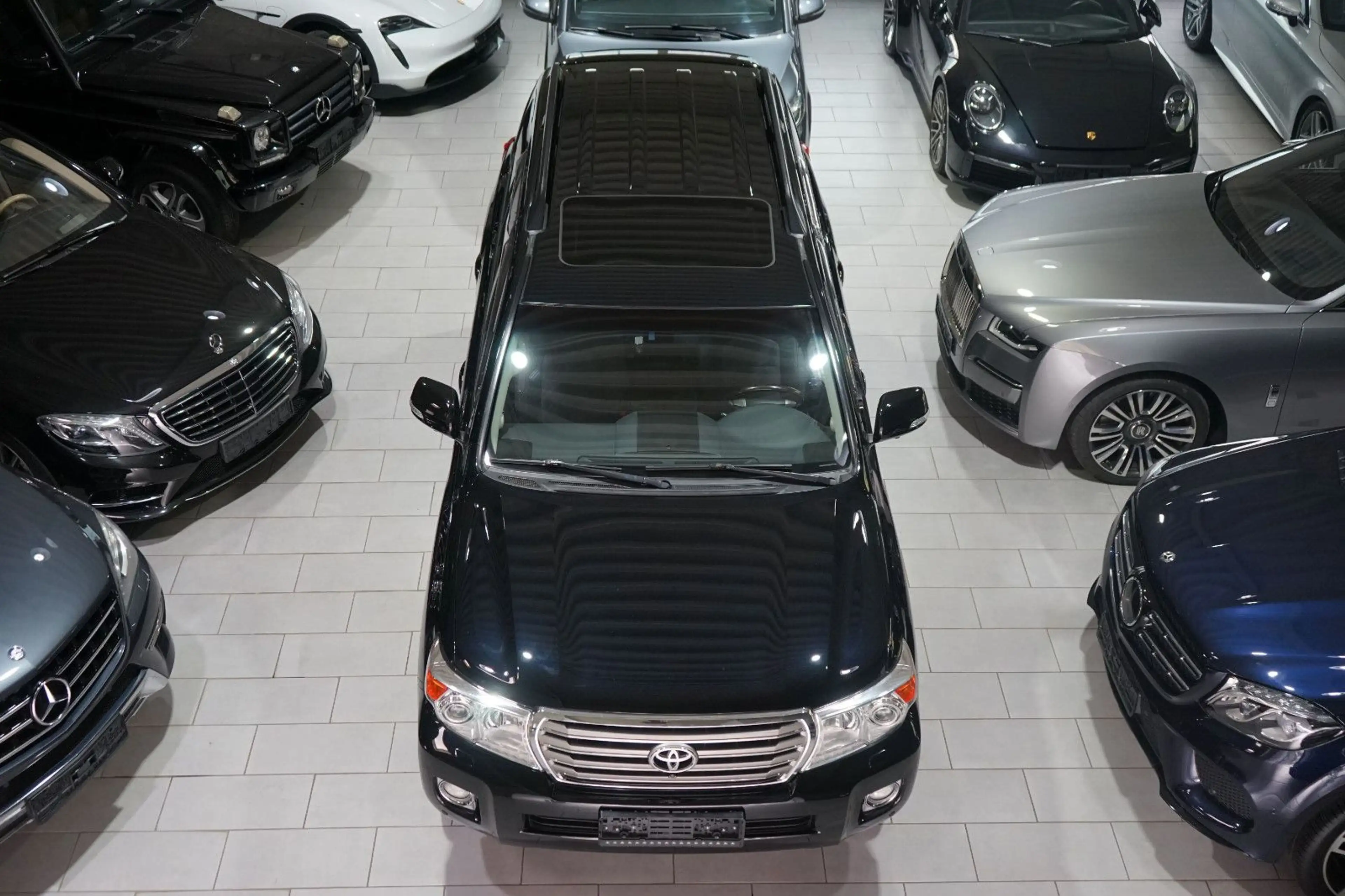 Toyota Land Cruiser 4.5 V8-D Executive*7SITZ*SCHECKHEFT — photo 2
