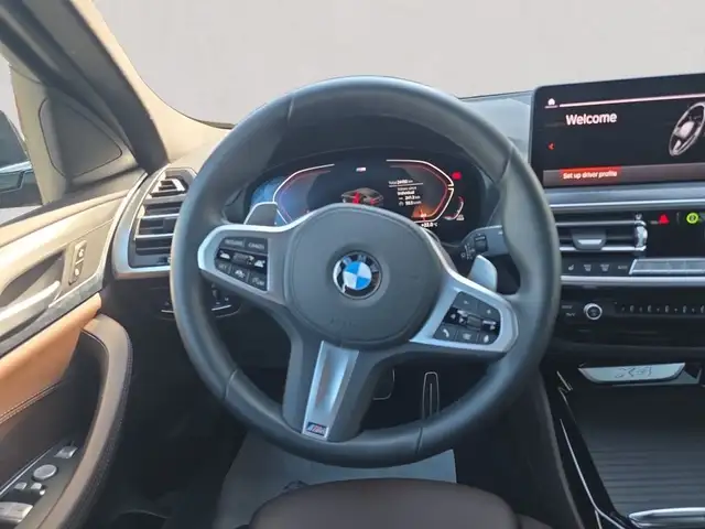 BMW X4 view 15