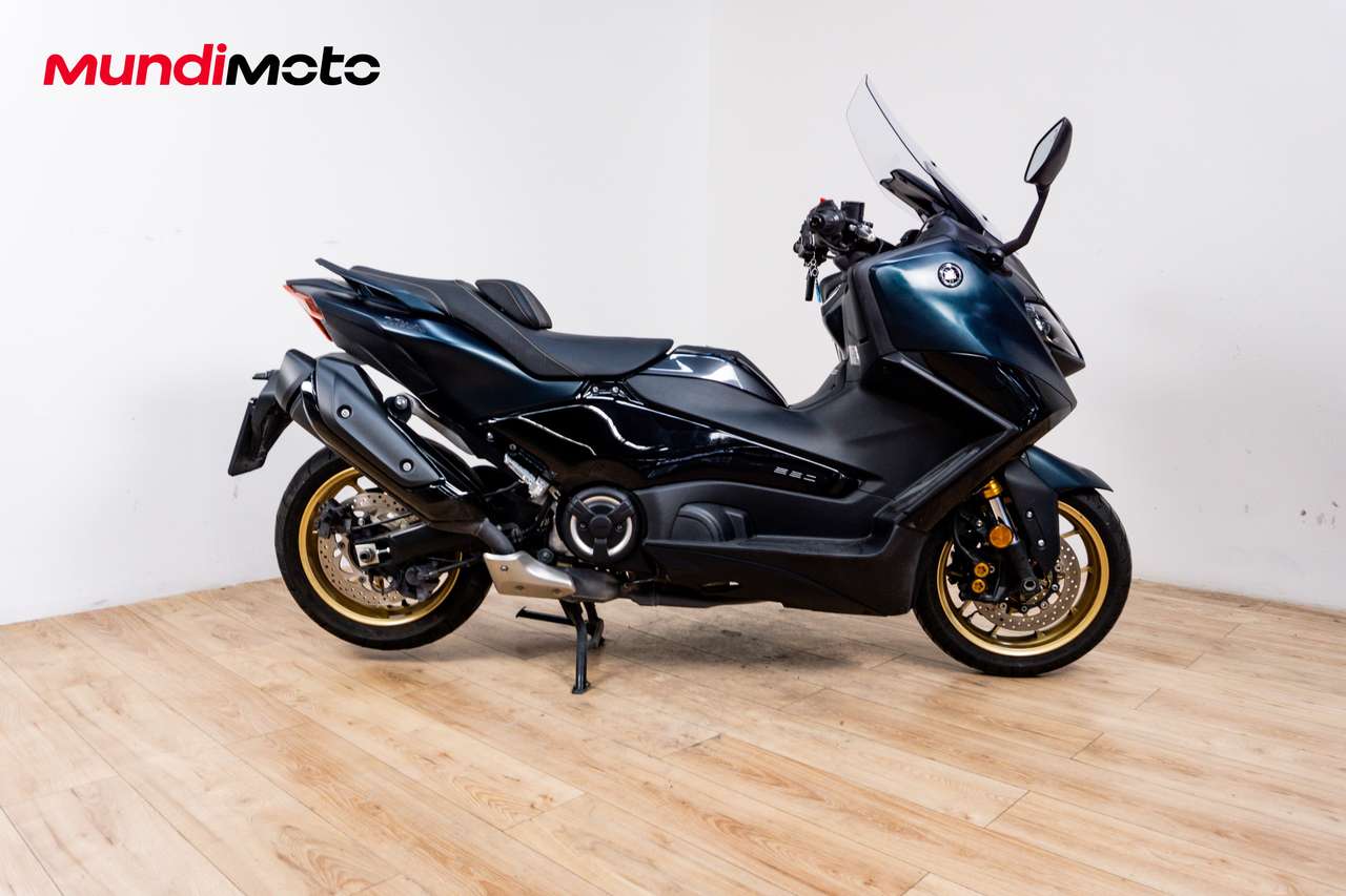 Yamaha TMAX 560
