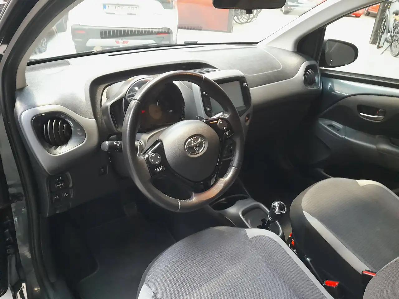 Toyota Aygo 1.0i VVT-i Automaat Camera Carplay, миниатюра 3