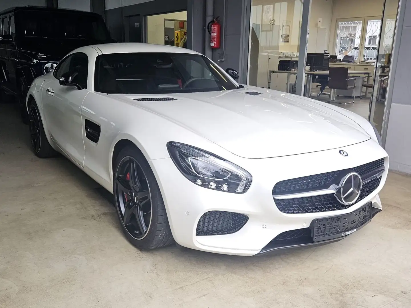 Mercedes-Benz AMG GT Coupe 1.Hand+Unfallfrei+Night-paket Weiß - 1